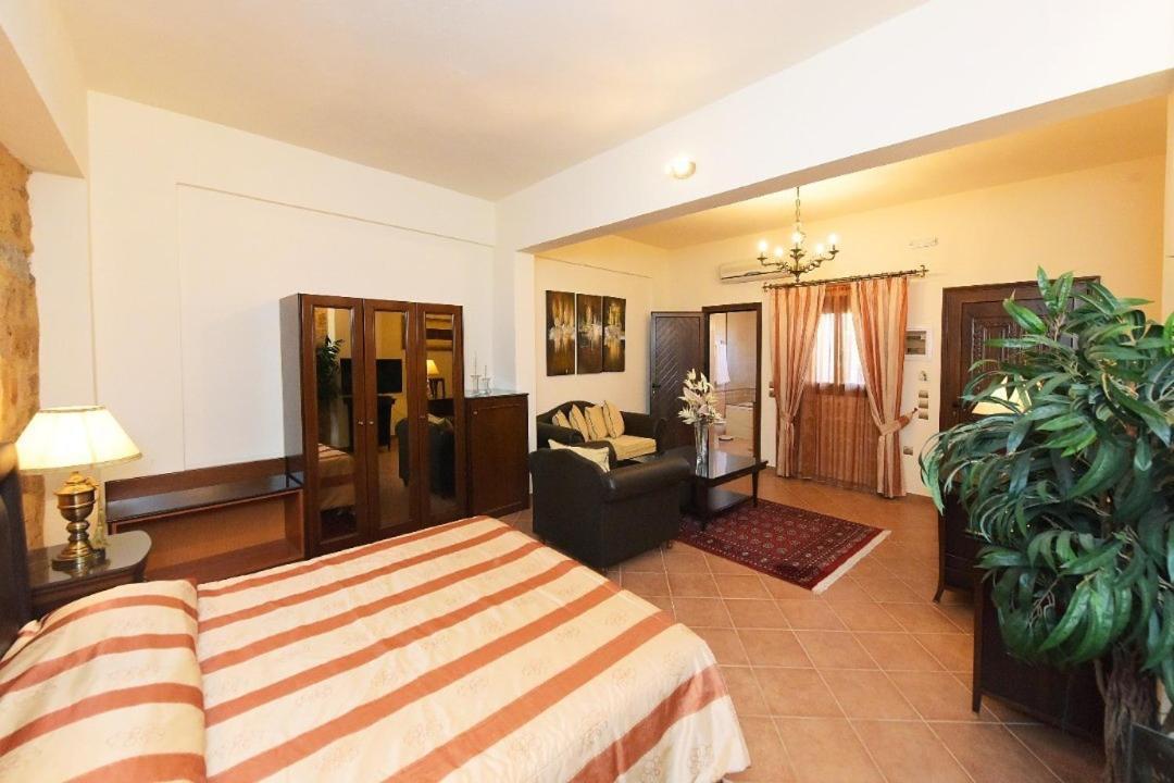 Paris Hotel Rhodes City Buitenkant foto