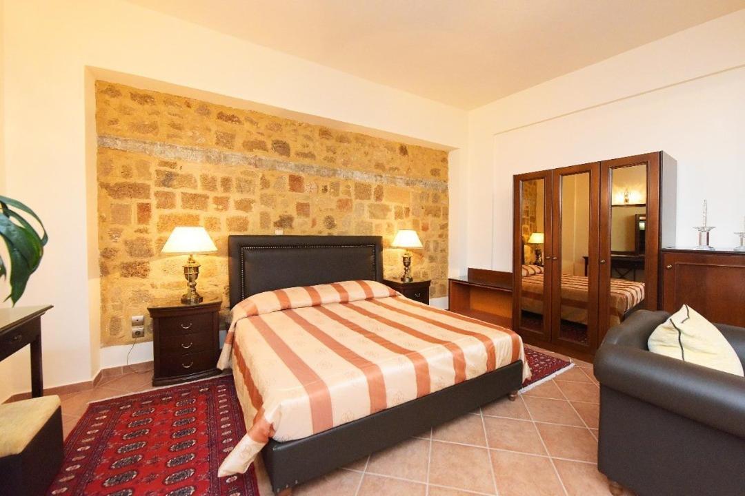 Paris Hotel Rhodes City Buitenkant foto